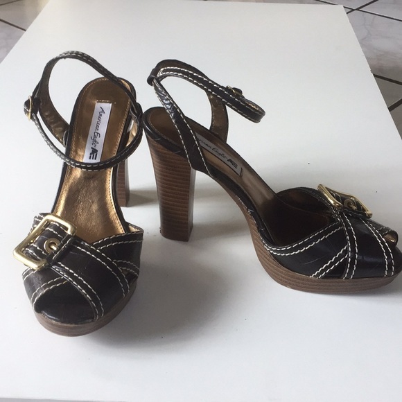 Brown heels - Picture 2 of 7